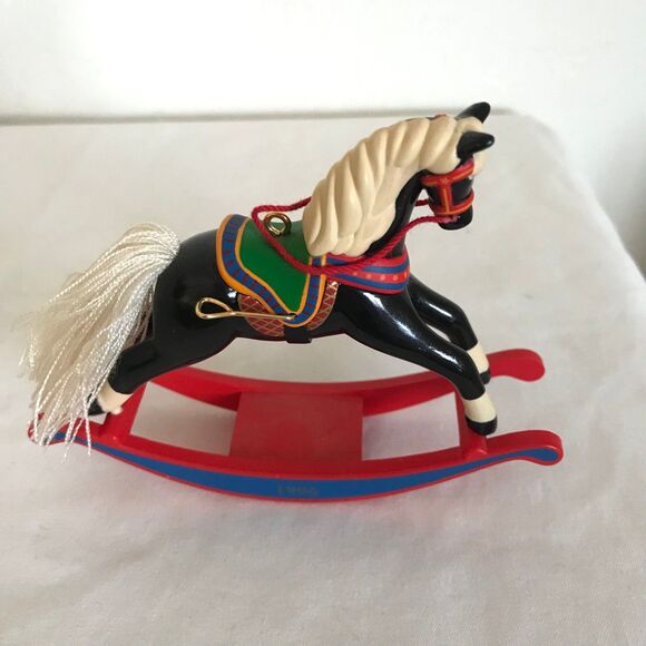 VTG Hallmark Keepsake Collector Series Christmas Ornament 1996 Rocking Horse - Picture 3 of 11